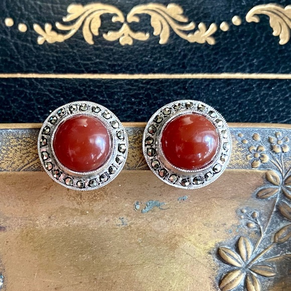 Jewelry - Vintage Clip on Carnelian Earrings